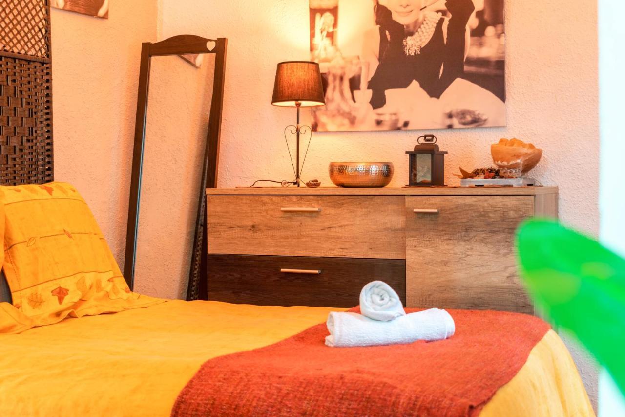 Acogedor Apartamento En El Corazon De Pamplona Exterior foto